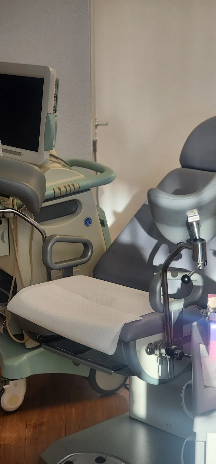 Frauenarzt und Kinderwunschpraxis Köln, M.Amien Alabrahem — photo 4